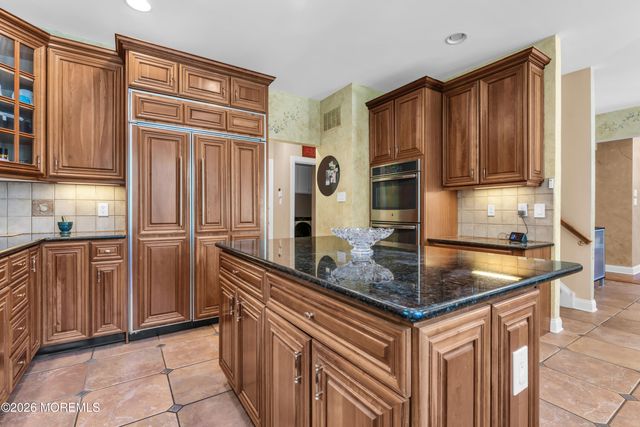 200 Shepard Way, Manalapan, NJ 07726