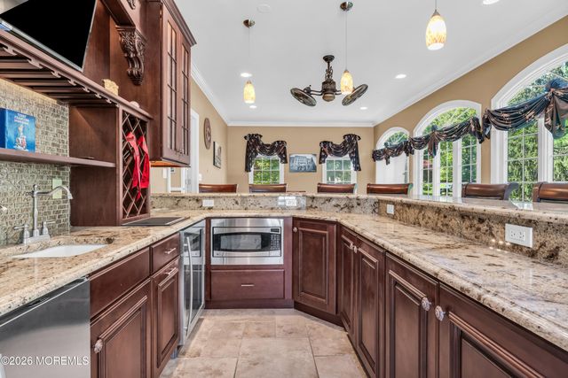 200 Shepard Way, Manalapan, NJ 07726