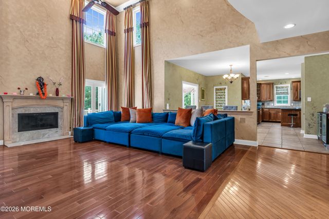 200 Shepard Way, Manalapan, NJ 07726