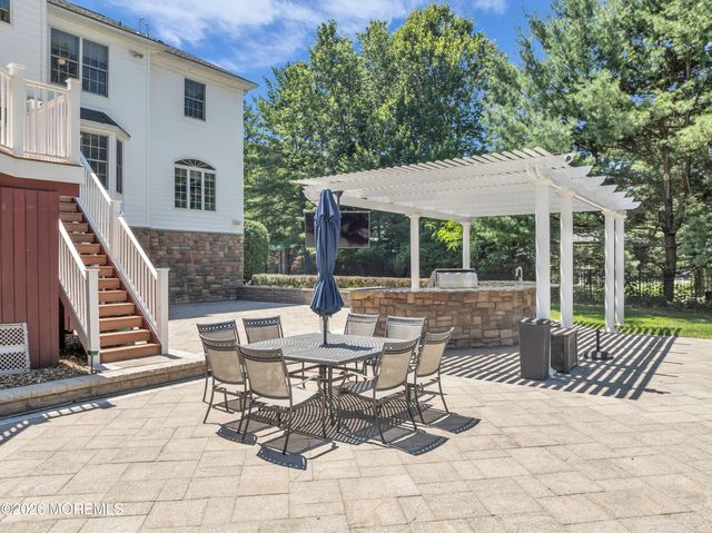 200 Shepard Way, Manalapan, NJ 07726