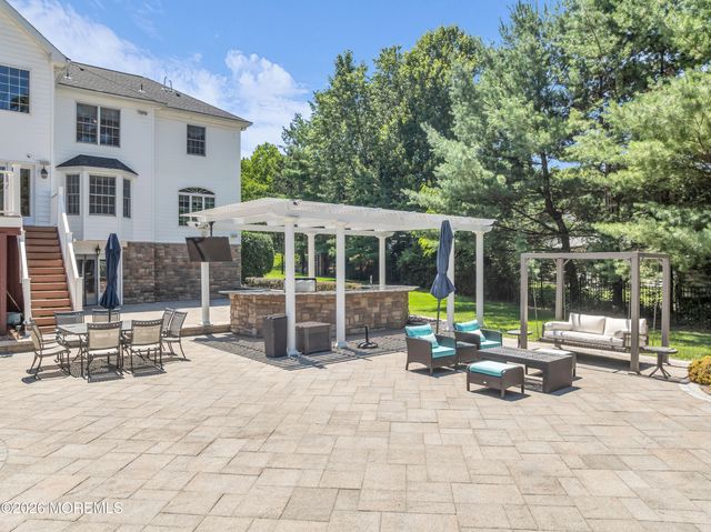200 Shepard Way, Manalapan, NJ 07726