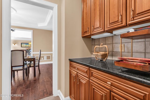 200 Shepard Way, Manalapan, NJ 07726