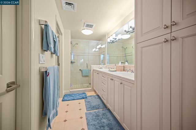 5920 Horsemans Canyon 1B, Walnut Creek, CA 94595