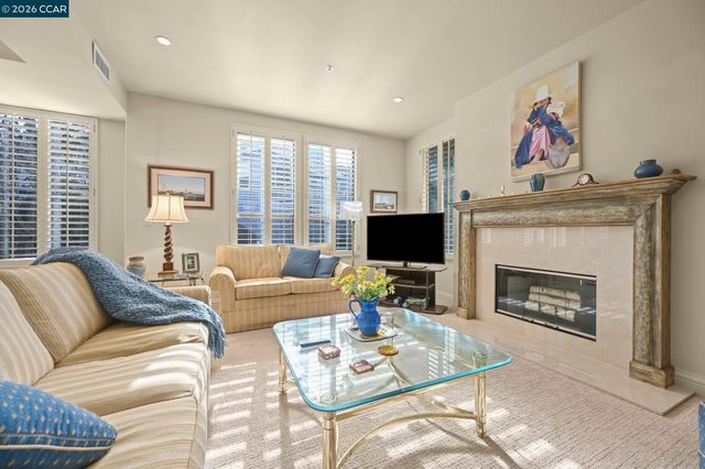 5920 Horsemans Canyon 1B, Walnut Creek, CA 94595