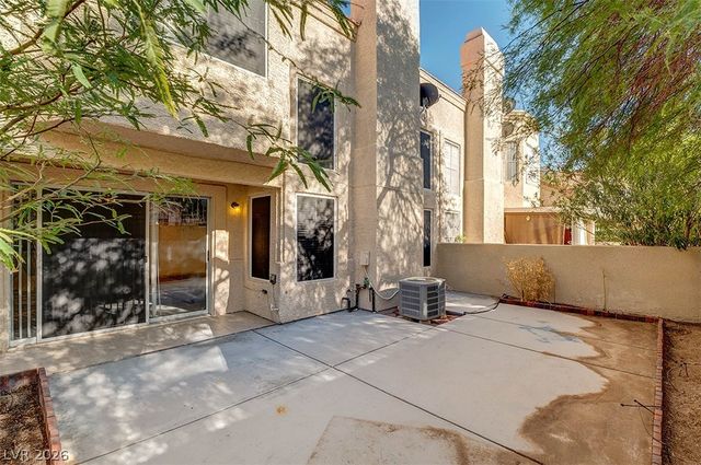 2641 Golden Sands Drive, Las Vegas, NV 89128
