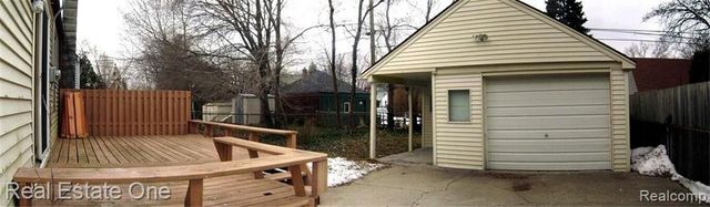 2027 Brockton Avenue, Royal Oak, MI 48067