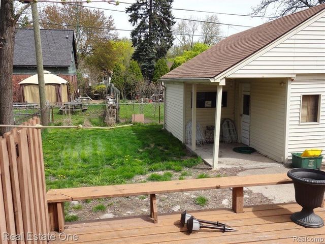 2027 Brockton Avenue, Royal Oak, MI 48067