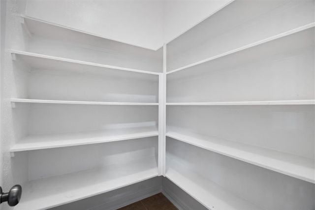 7447 Oakwood Canyon Dr, Cypress, TX 77433