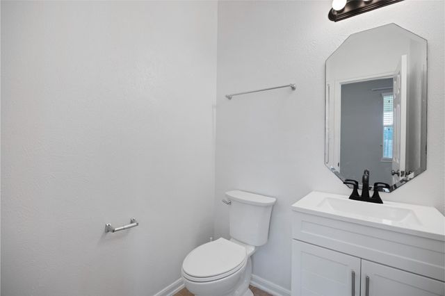 7447 Oakwood Canyon Dr, Cypress, TX 77433