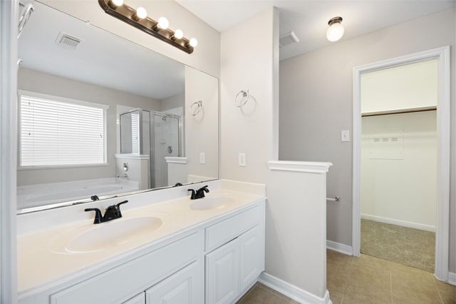 7447 Oakwood Canyon Dr, Cypress, TX 77433