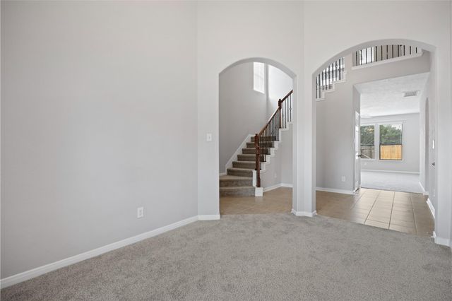 7447 Oakwood Canyon Dr, Cypress, TX 77433