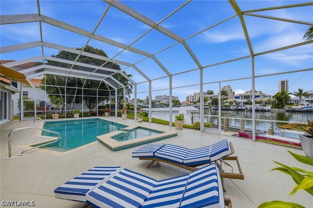 4459 Crayton RD, Naples, FL 34103