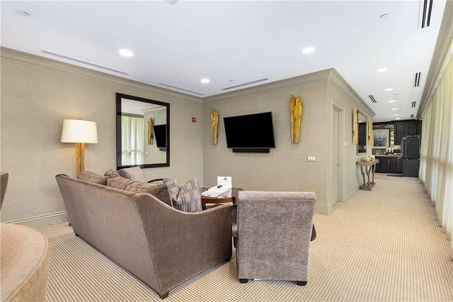 750 Park NE Avenue 18E, Atlanta, GA 30326