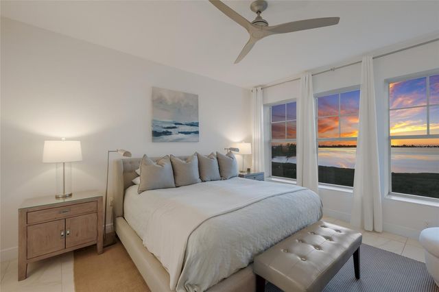 376 ARUBA CIRCLE 203, Bradenton, FL 34209