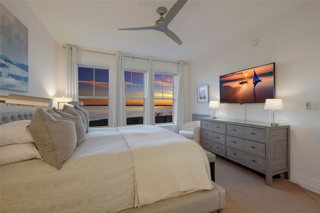 376 ARUBA CIRCLE 203, Bradenton, FL 34209