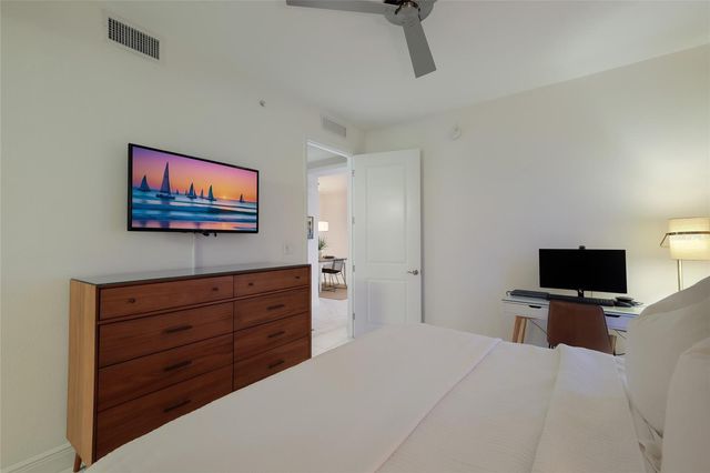 376 ARUBA CIRCLE 203, Bradenton, FL 34209