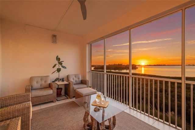 376 ARUBA CIRCLE 203, Bradenton, FL 34209