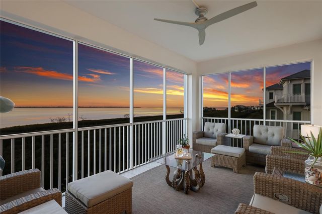 376 ARUBA CIRCLE 203, Bradenton, FL 34209