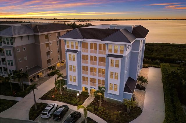 376 ARUBA CIRCLE 203, Bradenton, FL 34209