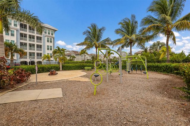 376 ARUBA CIRCLE 203, Bradenton, FL 34209