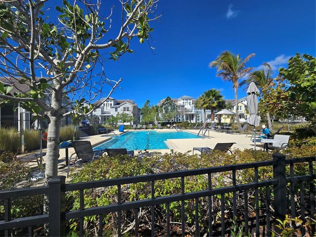 376 ARUBA CIRCLE 203, Bradenton, FL 34209