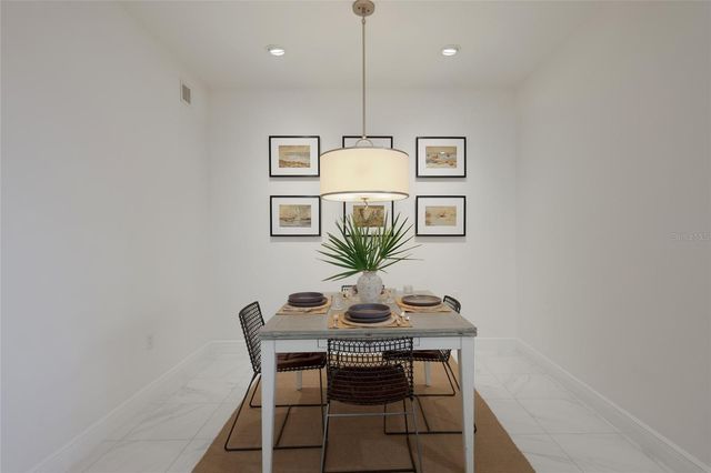 376 ARUBA CIRCLE 203, Bradenton, FL 34209