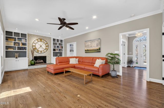 127 Lochwood West Drive, Cary, NC 27518