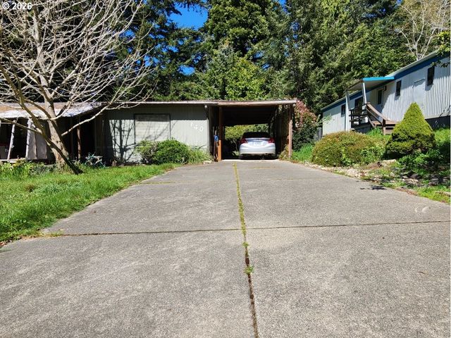 140 WOODGLEN St, Port Orford, OR 97465