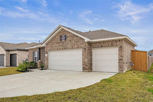 646 Escondido Drive, Dayton, TX 77535