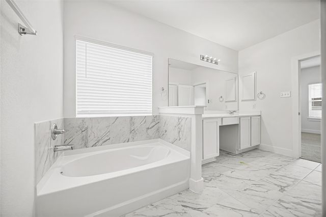 646 Escondido Drive, Dayton, TX 77535