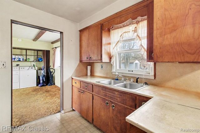 1076 Benstein Road, Commerce Twp, MI 48390