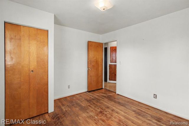 1076 Benstein Road, Commerce Twp, MI 48390