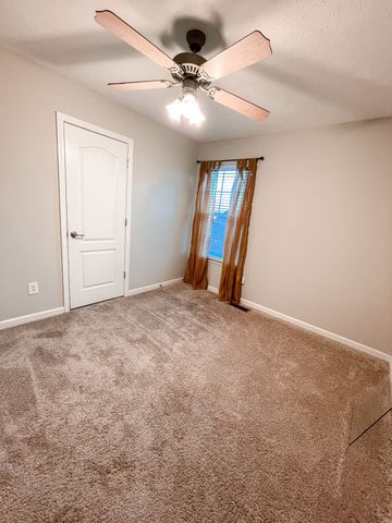 284 Meigs Dr Apt H56, Murfreesboro, TN 37128