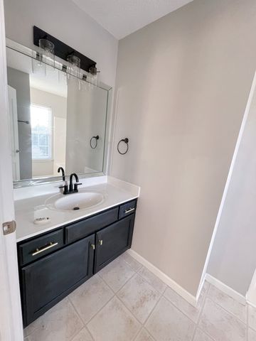 284 Meigs Dr Apt H56, Murfreesboro, TN 37128