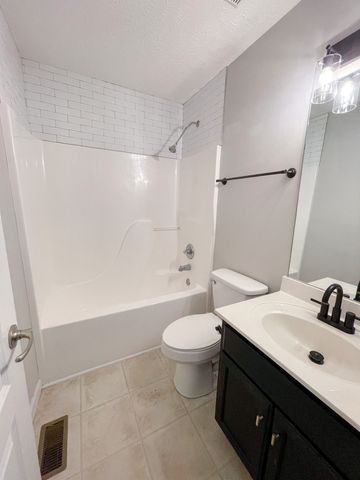 284 Meigs Dr Apt H56, Murfreesboro, TN 37128