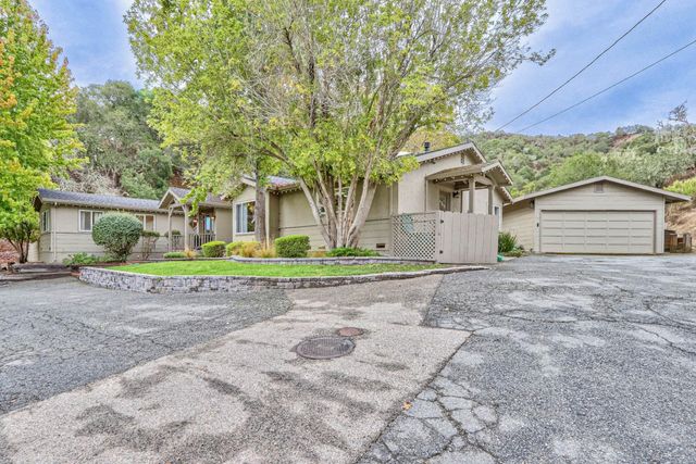 180 San Benancio Road, Salinas, CA 93908