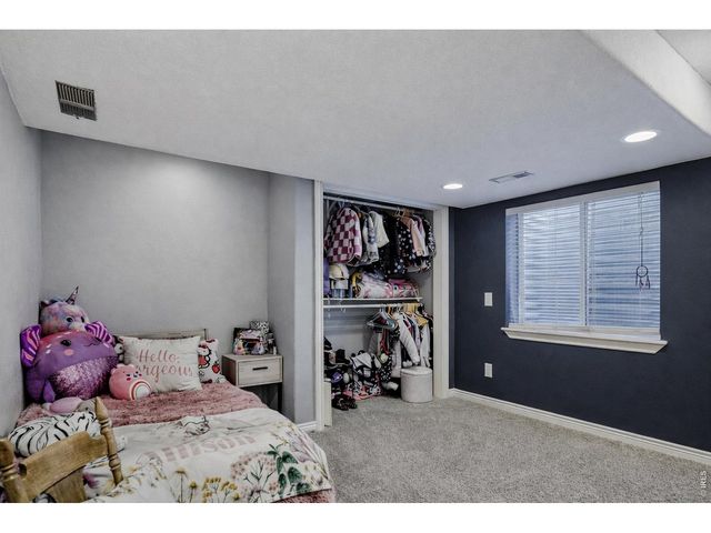 210 Peppler Dr, Longmont, CO 80504