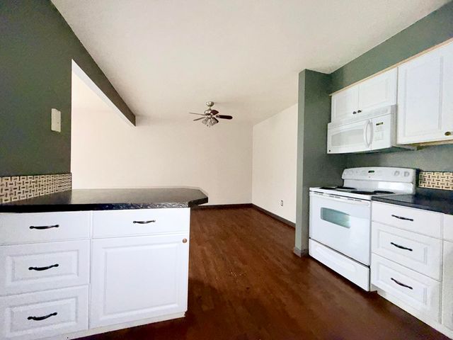 27153 Winchester Street, Brownstown, MI 48183