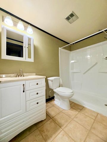 27153 Winchester Street, Brownstown, MI 48183