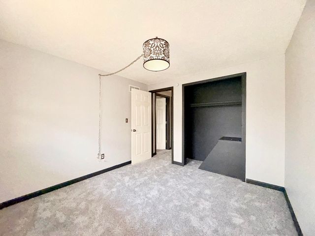 27153 Winchester Street, Brownstown, MI 48183