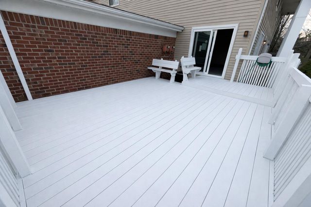 27153 Winchester Street, Brownstown, MI 48183