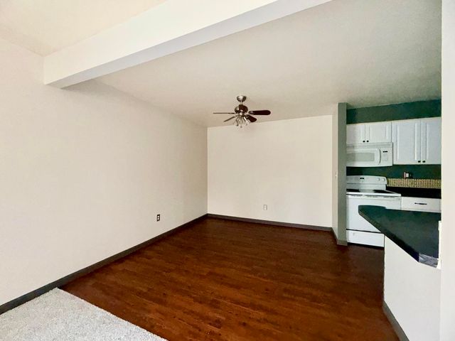 27153 Winchester Street, Brownstown, MI 48183