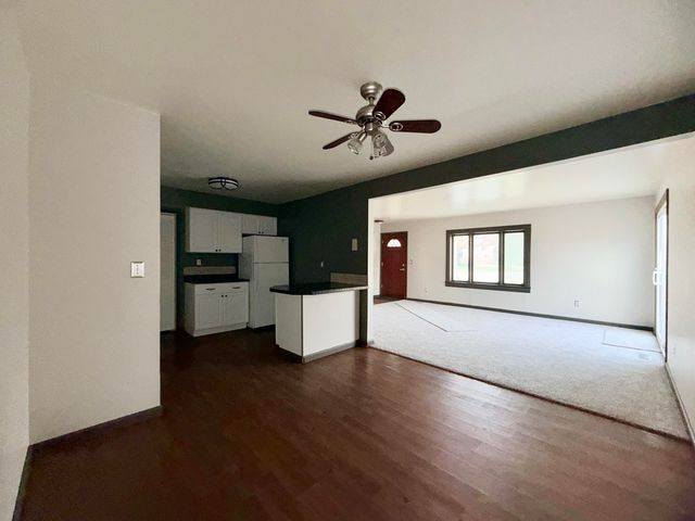 27153 Winchester Street, Brownstown, MI 48183