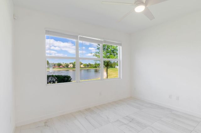 8678 Via Mar Rosso, Lake Worth, FL 33467