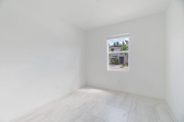 8678 Via Mar Rosso, Lake Worth, FL 33467