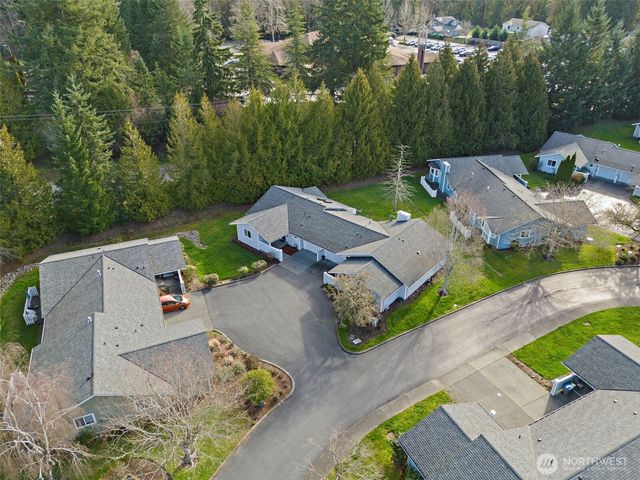 923 NW Leisure Ln, Bremerton, WA 98311