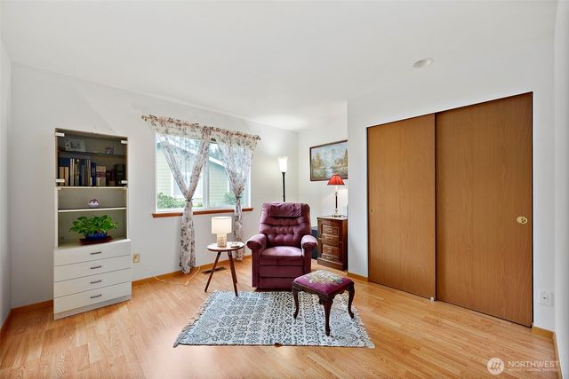 923 NW Leisure Ln, Bremerton, WA 98311