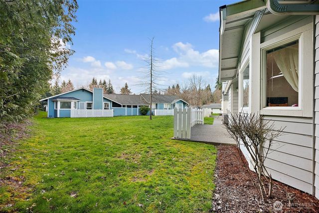 923 NW Leisure Ln, Bremerton, WA 98311