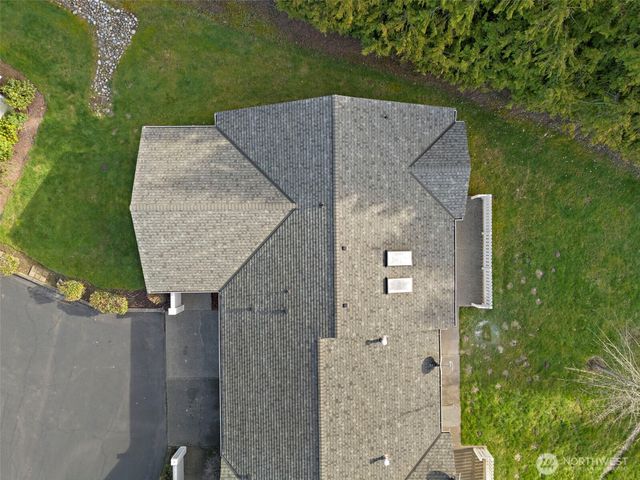 923 NW Leisure Ln, Bremerton, WA 98311