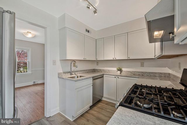 5839 33RD AVE, Hyattsville, MD 20782